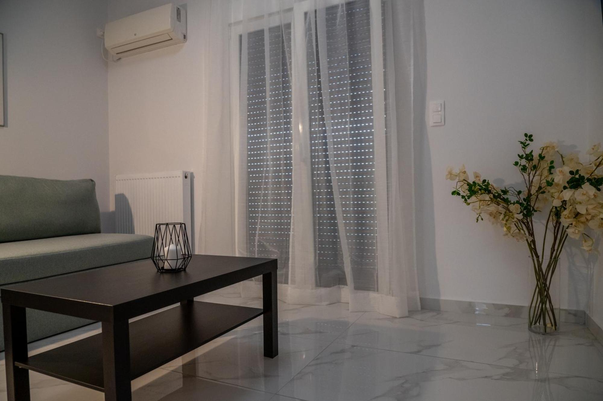 Central Apartment Near To Acropolis Area Aten Exteriör bild